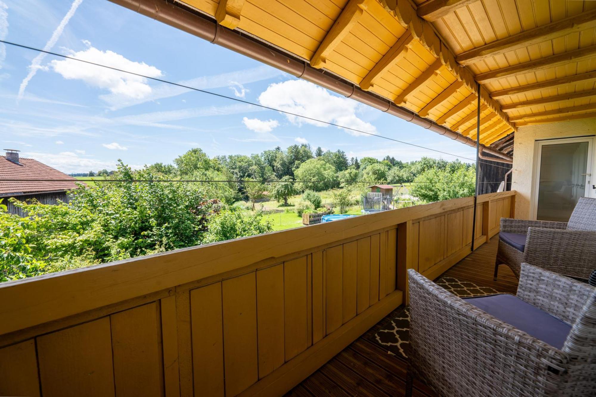 Ferienwohnung Berghof-Glueck Kaufbeuren Exterior foto